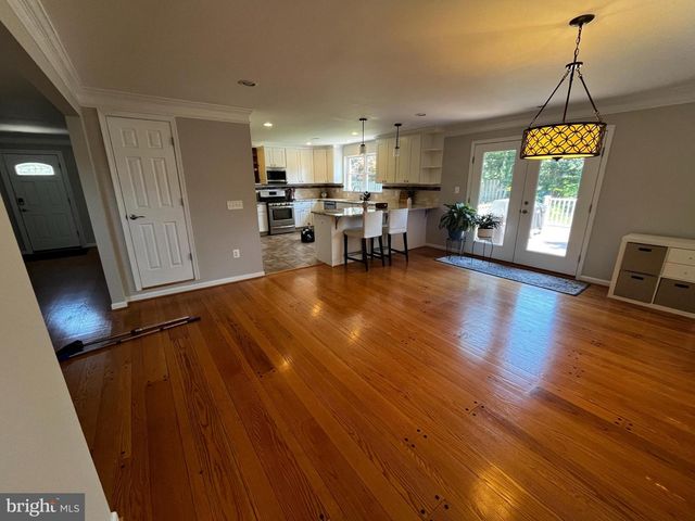 2300 RAVENVIEW RD, Lutherville Timonium, MD 21093