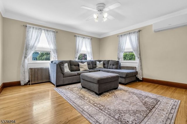 87 Amwell Rd, Millstone Boro, NJ 08844