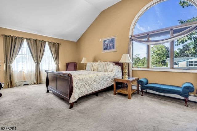 87 Amwell Rd, Millstone Boro, NJ 08844