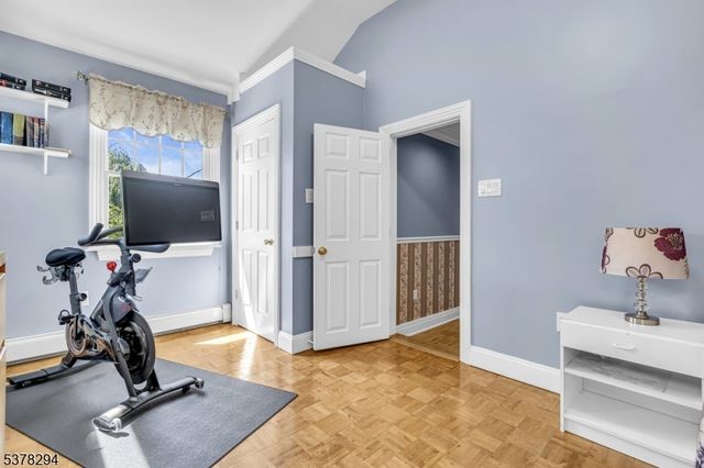 87 Amwell Rd, Millstone Boro, NJ 08844