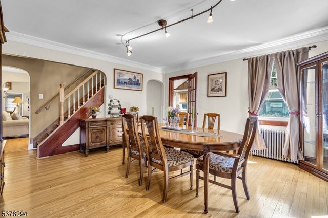 87 Amwell Rd, Millstone Boro, NJ 08844