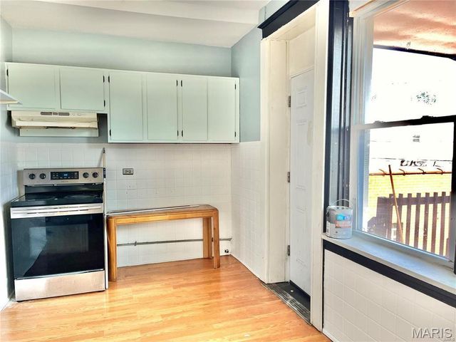 5406 Gravois Avenue, St Louis, MO 63116