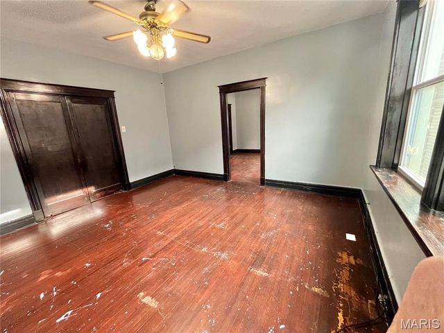 5406 Gravois Avenue, St Louis, MO 63116