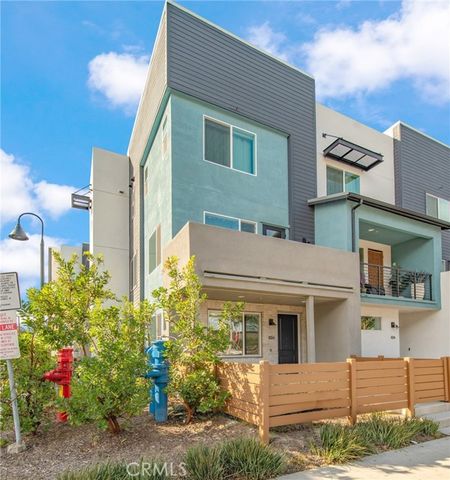 824 s harbor blvd, Santa Ana, CA 92704