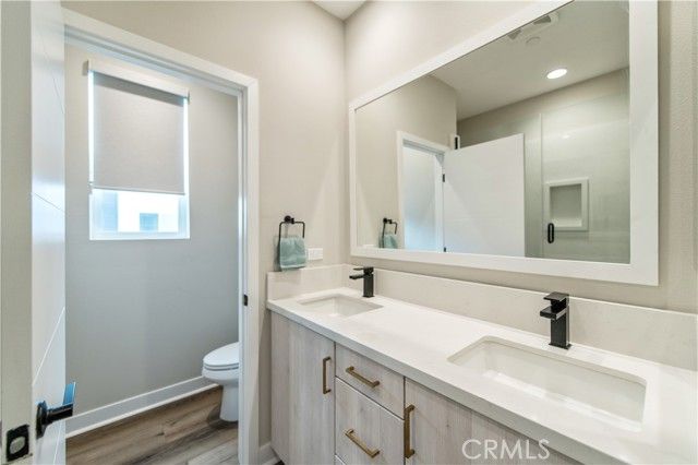 824 s harbor blvd, Santa Ana, CA 92704