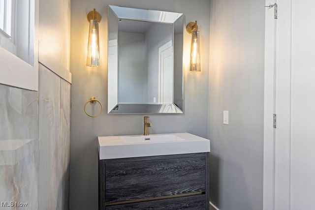 1337 W 59th Street, Cleveland, OH 44102