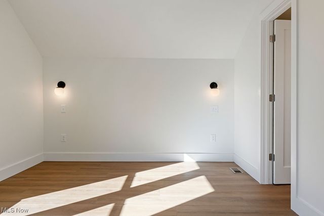 1337 W 59th Street, Cleveland, OH 44102