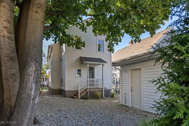 1337 W 59th Street, Cleveland, OH 44102