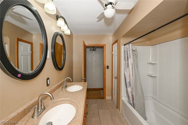 3475 Heckman Street NW, Uniontown, OH 44685