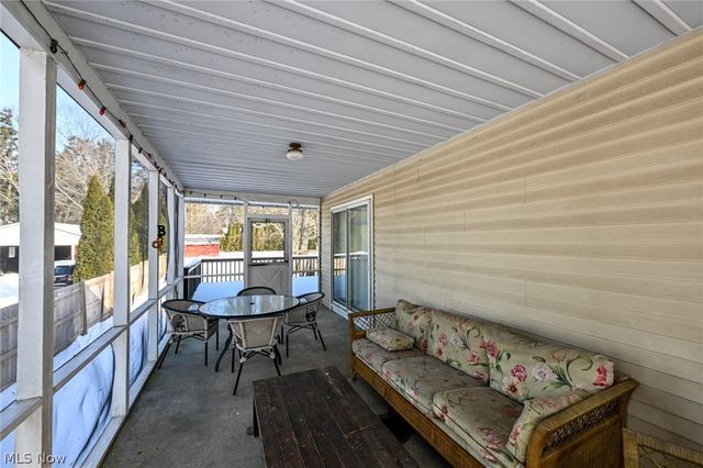 3475 Heckman Street NW, Uniontown, OH 44685