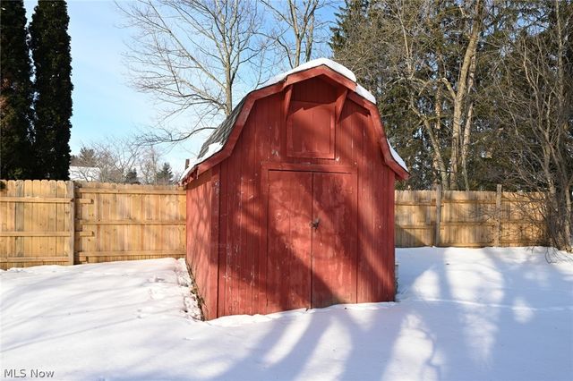 3475 Heckman Street NW, Uniontown, OH 44685