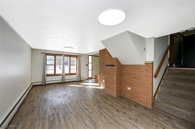 3475 Heckman Street NW, Uniontown, OH 44685