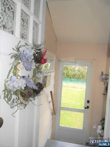 34 Ahnert Avenue, North Haledon, NJ 07508