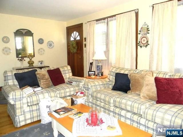 34 Ahnert Avenue, North Haledon, NJ 07508