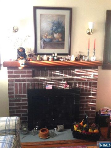 34 Ahnert Avenue, North Haledon, NJ 07508