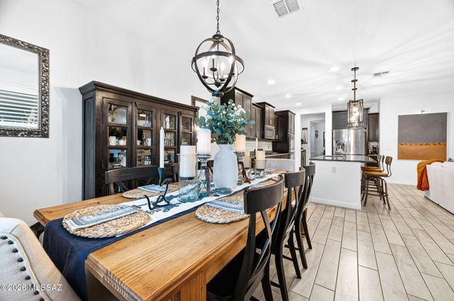 12394 N Sandby Green Drive, Marana, AZ 85653