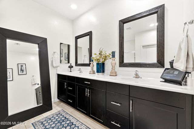 12394 N Sandby Green Drive, Marana, AZ 85653