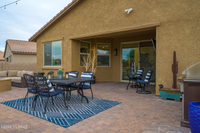 12394 N Sandby Green Drive, Marana, AZ 85653