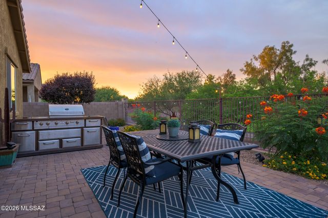 12394 N Sandby Green Drive, Marana, AZ 85653