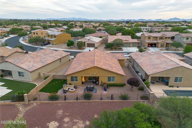 12394 N Sandby Green Drive, Marana, AZ 85653