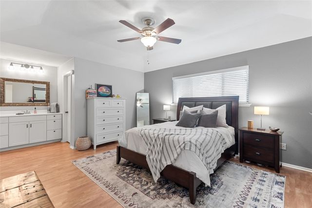 105 Sweetgum Street, League City, TX 77573