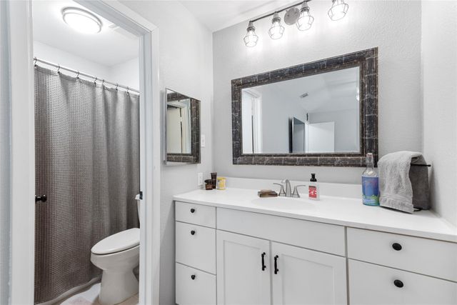105 Sweetgum Street, League City, TX 77573