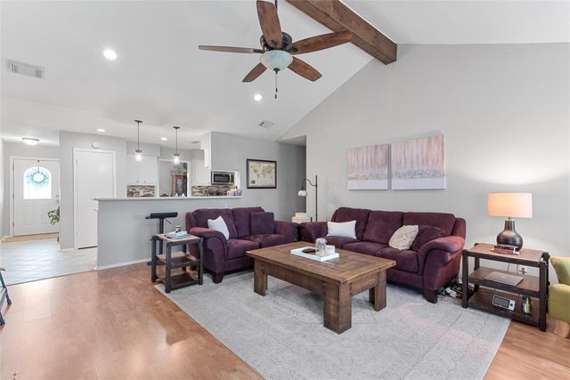 105 Sweetgum Street, League City, TX 77573