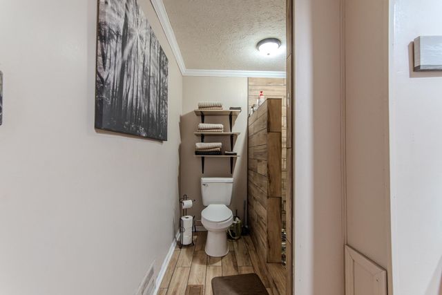 320 RABBIT RANCH RD, Henderson, TN 38340