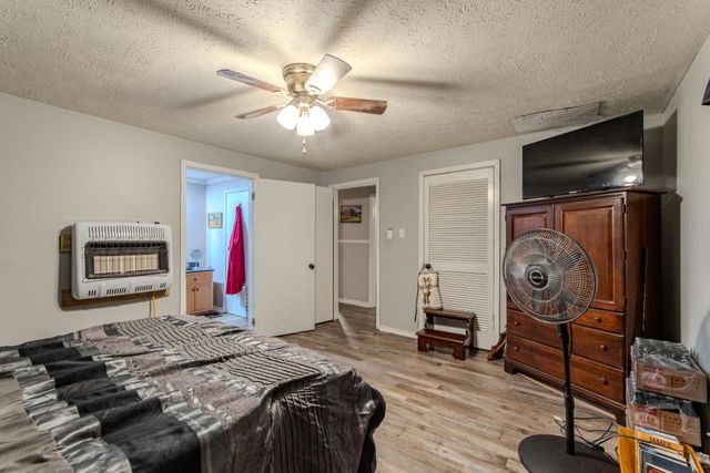 320 RABBIT RANCH RD, Henderson, TN 38340