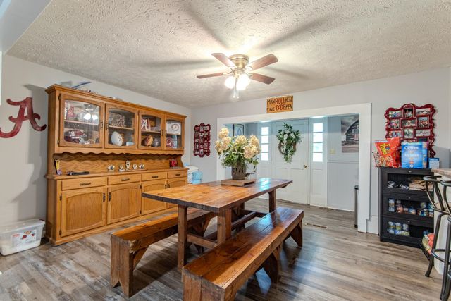 320 RABBIT RANCH RD, Henderson, TN 38340