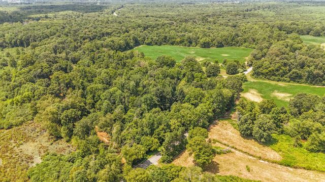 320 RABBIT RANCH RD, Henderson, TN 38340