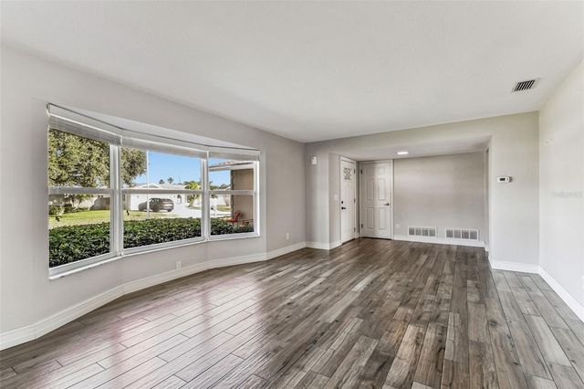 13948 BREWSTER DRIVE, Largo, FL 33774