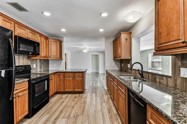 13948 BREWSTER DRIVE, Largo, FL 33774