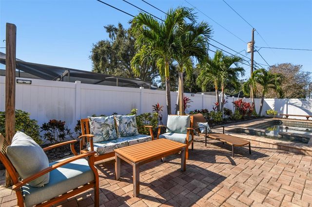 13948 BREWSTER DRIVE, Largo, FL 33774