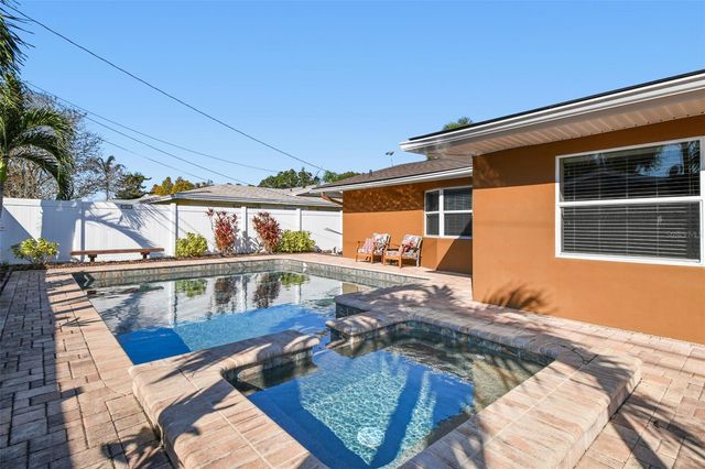 13948 BREWSTER DRIVE, Largo, FL 33774