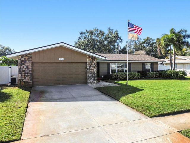 13948 BREWSTER DRIVE, Largo, FL 33774