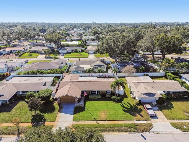 13948 BREWSTER DRIVE, Largo, FL 33774