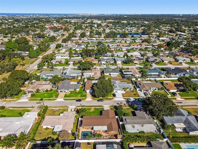 13948 BREWSTER DRIVE, Largo, FL 33774