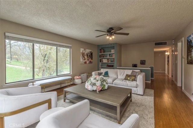 45221 Big Oak Lane, Oakhurst, CA 93644