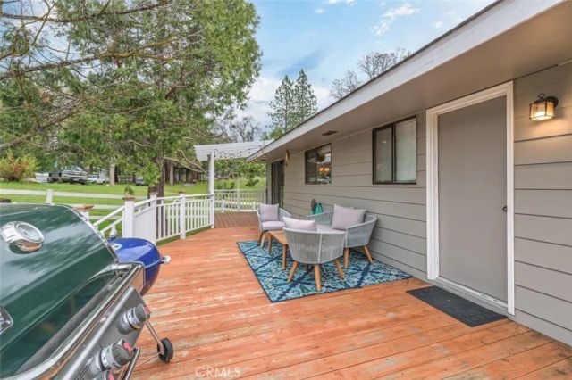 45221 Big Oak Lane, Oakhurst, CA 93644