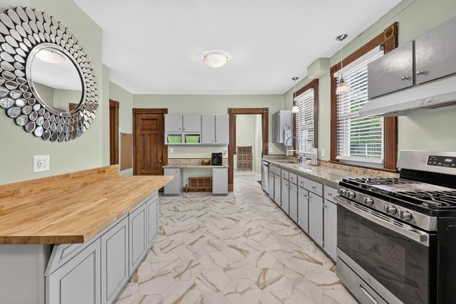 36 Spruceland Ave, Springfield, MA 01108
