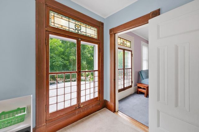 36 Spruceland Ave, Springfield, MA 01108
