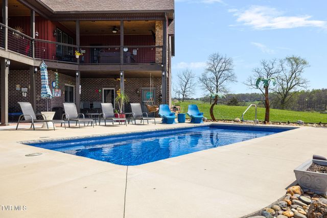 437 Dean Archer Road, Jonesborough, TN 37659