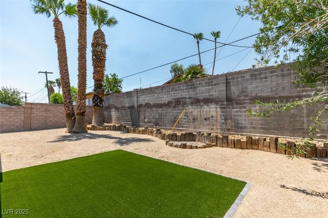 2616 Cabot Street, Las Vegas, NV 89102