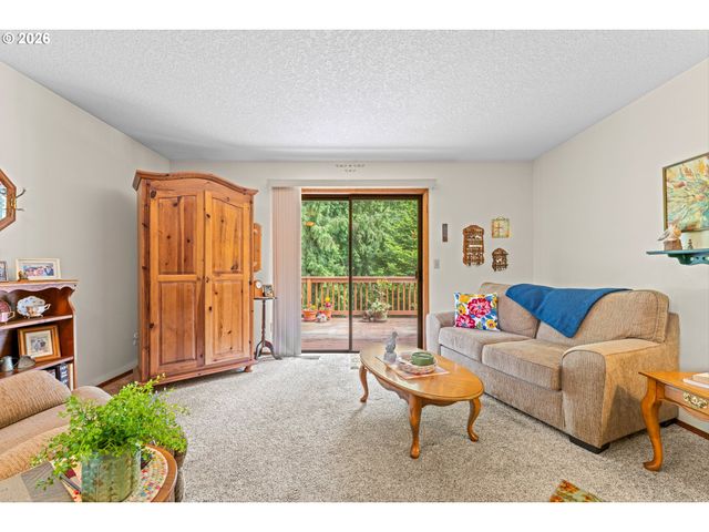 75375 FERN HILL Loop, Rainier, OR 97048