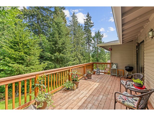 75375 FERN HILL Loop, Rainier, OR 97048