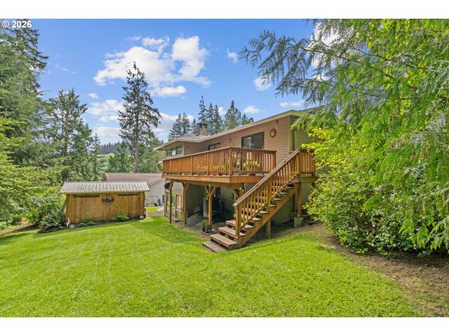 75375 FERN HILL Loop, Rainier, OR 97048