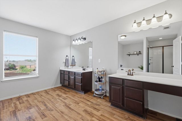 10832 Thorngrove Court, Fort Worth, TX 76052