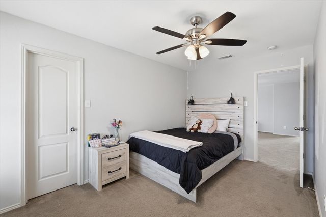 10832 Thorngrove Court, Fort Worth, TX 76052