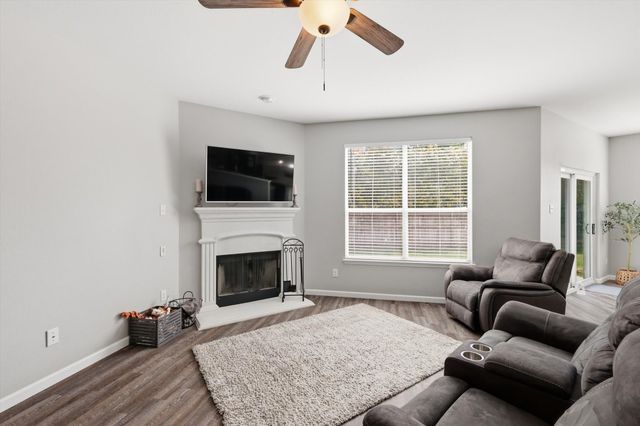 10832 Thorngrove Court, Fort Worth, TX 76052